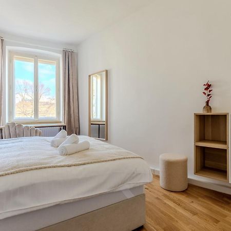 Urbansuite In Der Innenstadt 多瑙河畔克雷姆斯 外观 照片